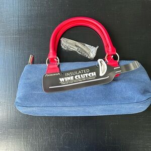 Wine clutch